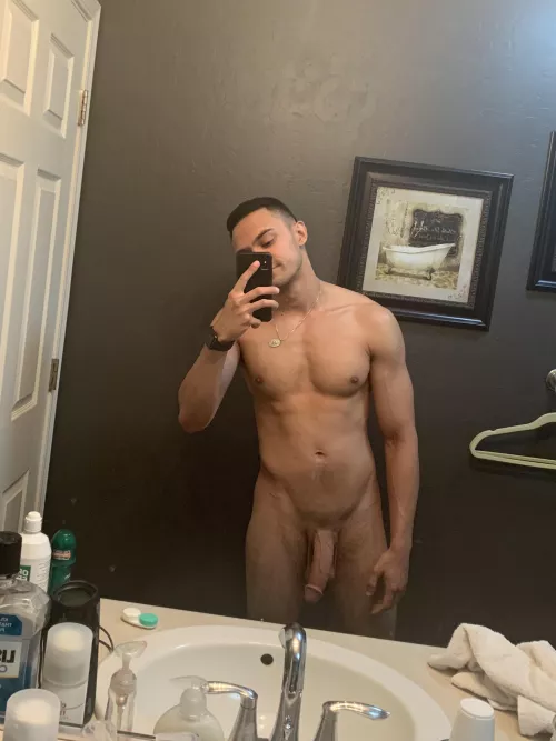 Chubbing and still bigger than your man. 🤭