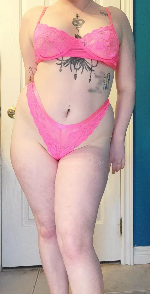 do you like my curves?? 😏