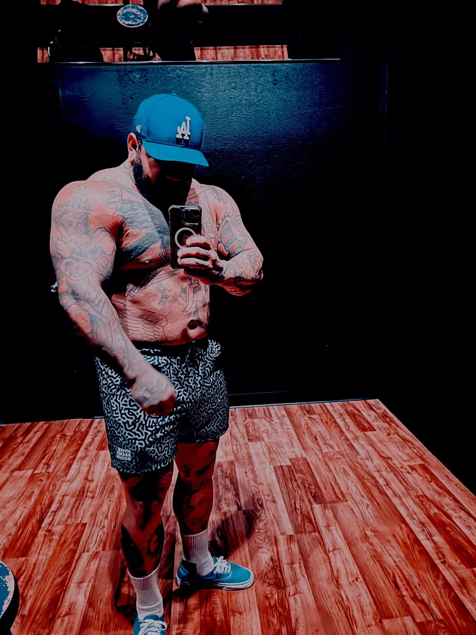 Does a semi dad bod/powerlifting body belong here?