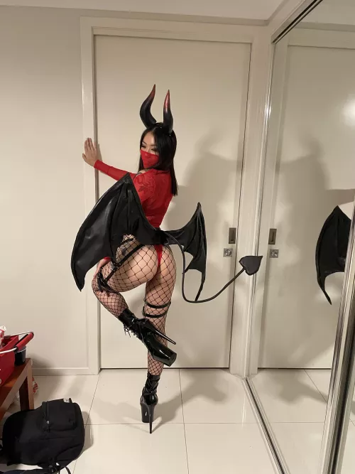 I can be your little Asian succubus and we can play all night long 😈