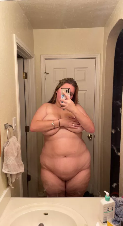 I love showing off my body to you 🥰😳