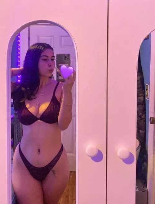 I've got that hip to waist ratio going on strong! ❤