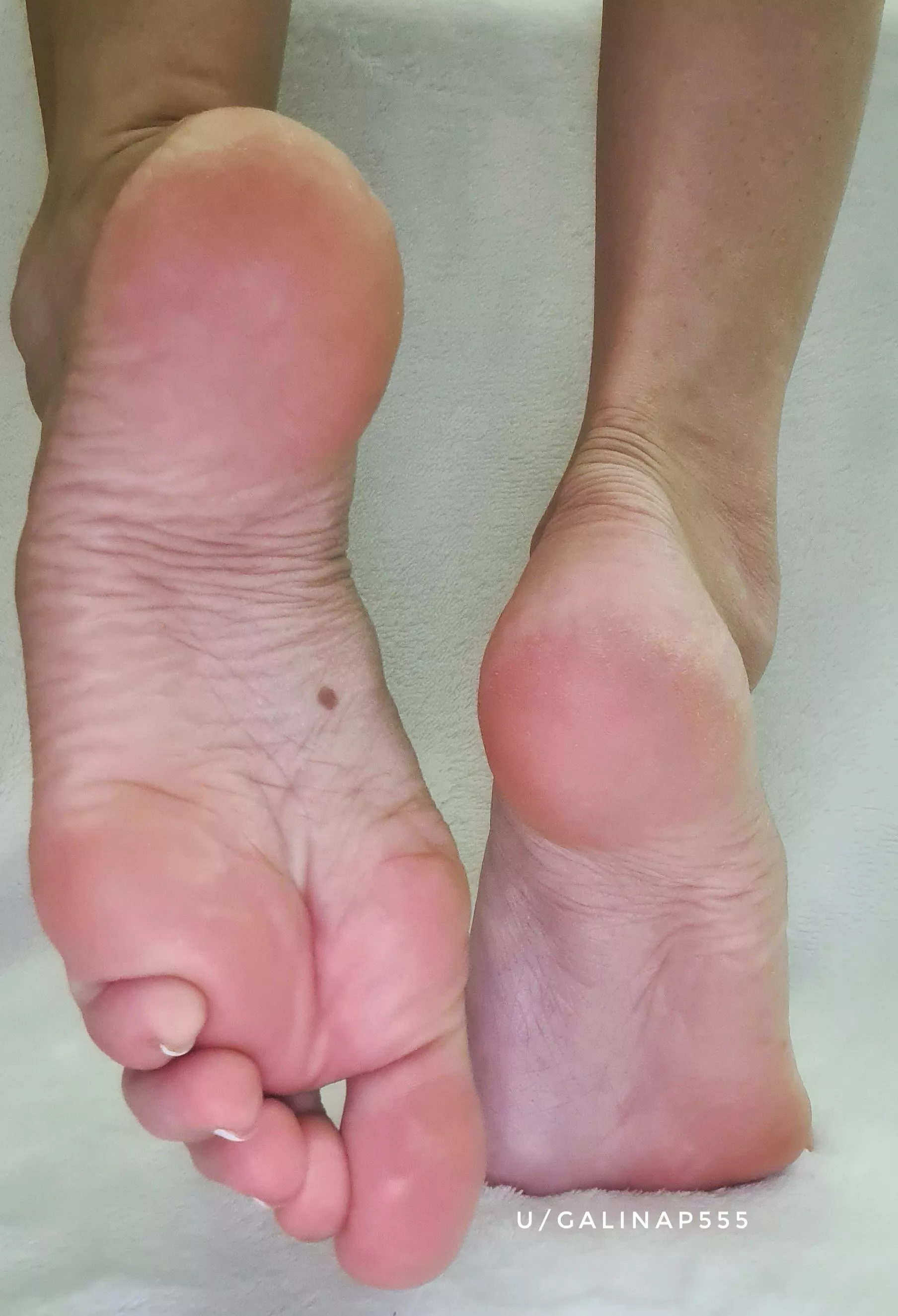 Lick my soles good