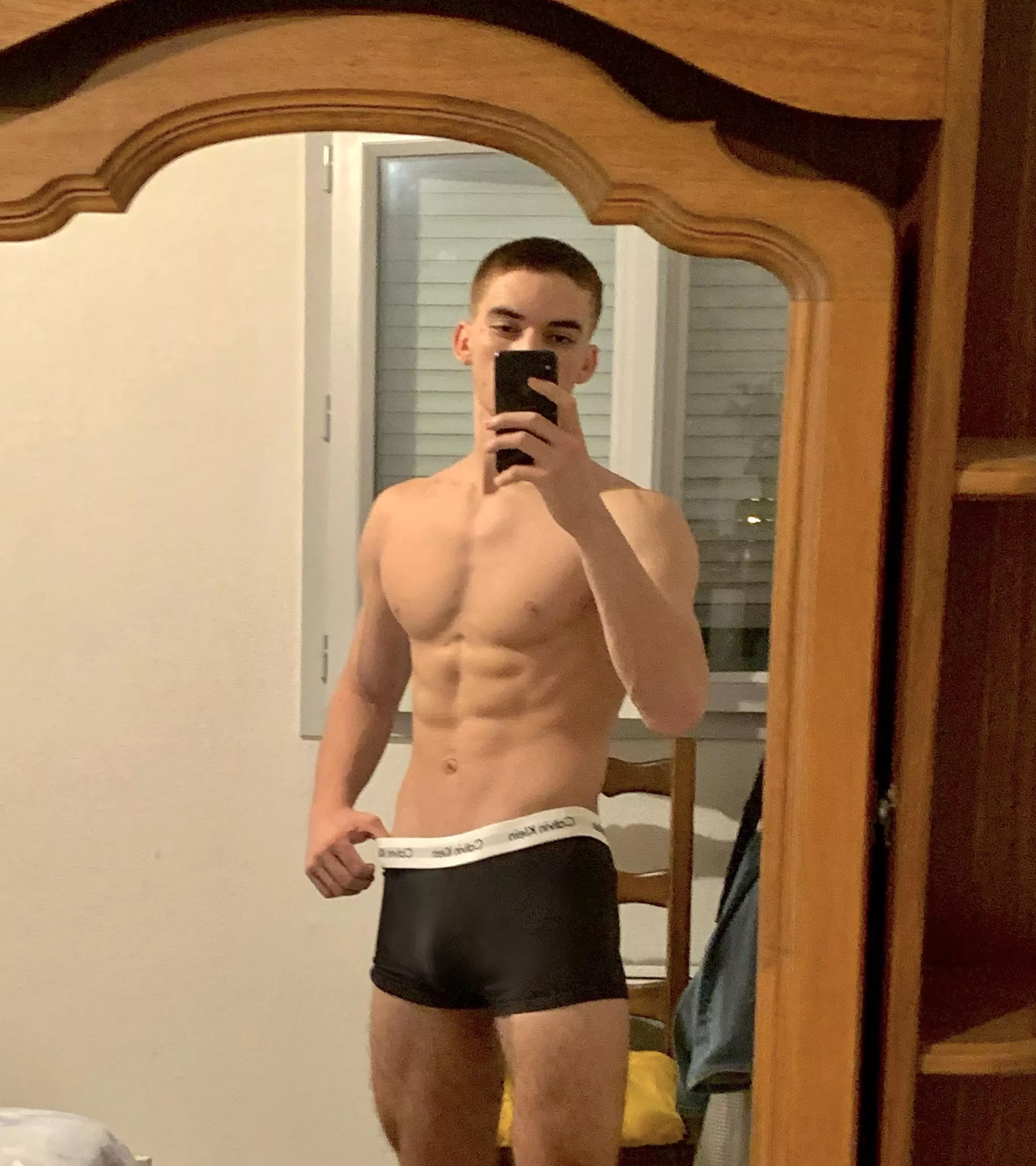 (M21) What do y'all think? M thinking about trying some modelling and creating a fitness account?