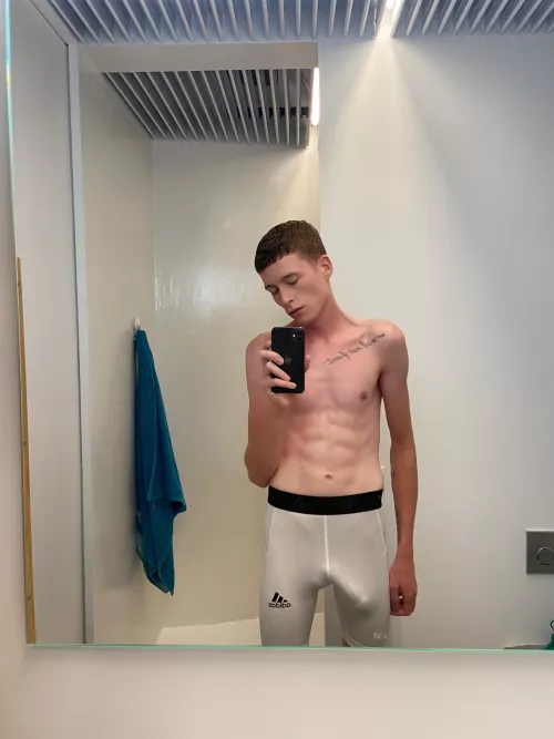 Should I go to the gym like this ? 👅