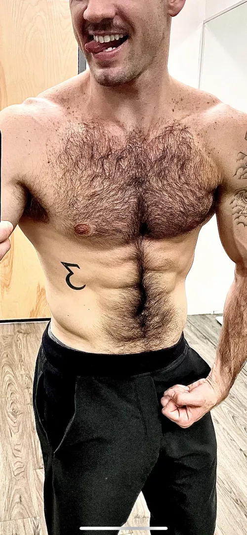 Since you all love the flex room photos so much 🔥