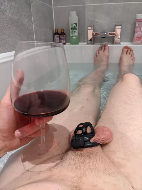 u/thetackygirlfriend treats me well when I come back from working away, wonder if she will let me out 🤔