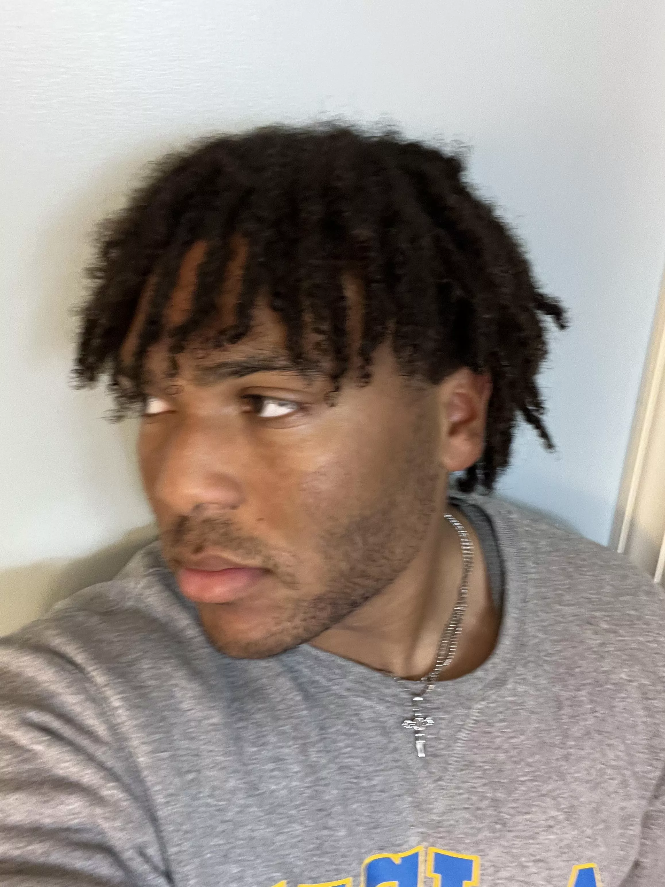 😁