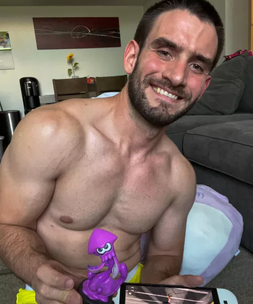 Anyone playing Splatoon 3? I’m not very good at it, but it’s fun.