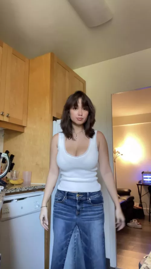 Asian White Top