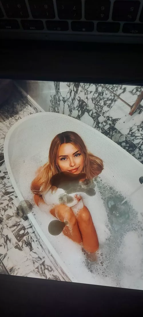 Dm me for cumtrib 🔥 💦