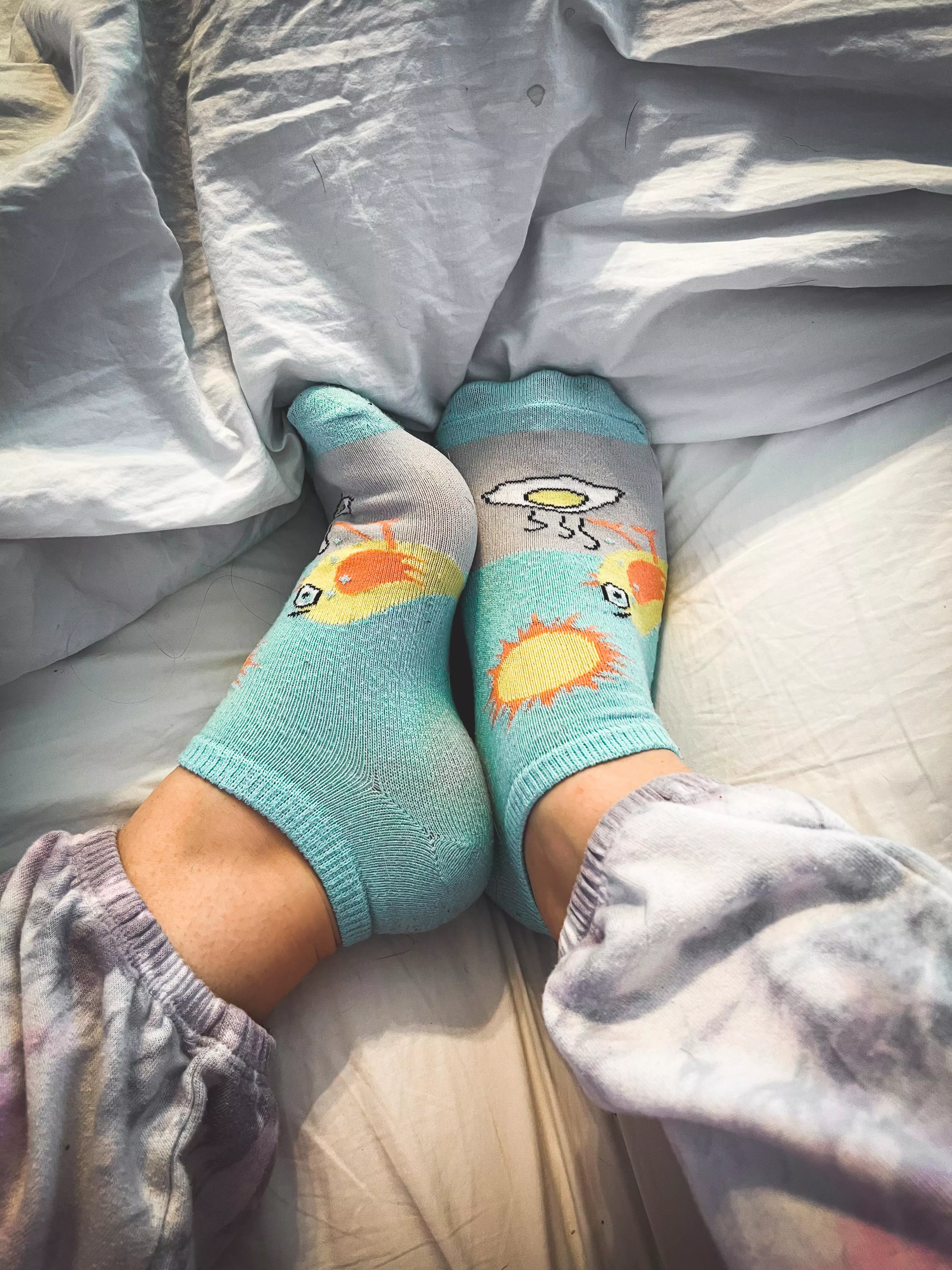 FUN SOCK FRIDAY! Me and these hot chickies are hoping this is the last hot weekend! We’re ready for fall!
