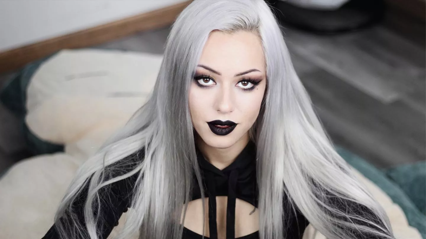 Gothic Look