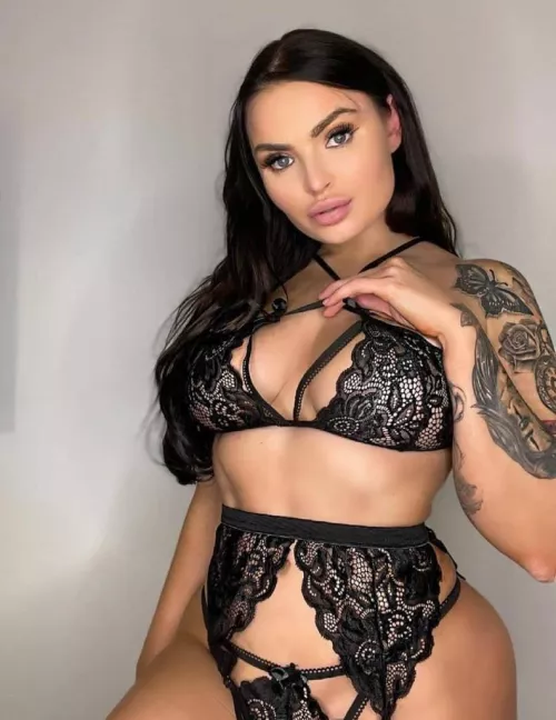 If you think I look good, don’t think. Know 💁🏼‍♀️ #throwback