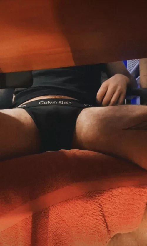 POV: you're under my desk while I'm streaming on twitch