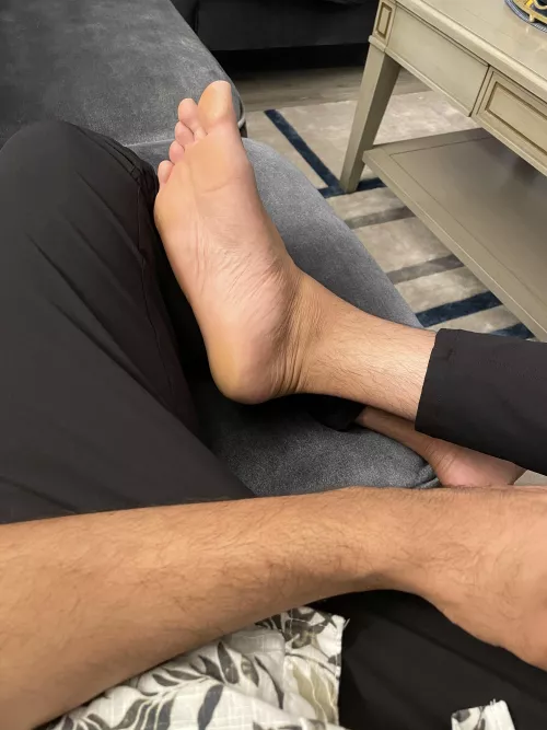 Soles and toes after a long day. So much love from y’all in the DMs today ❤️