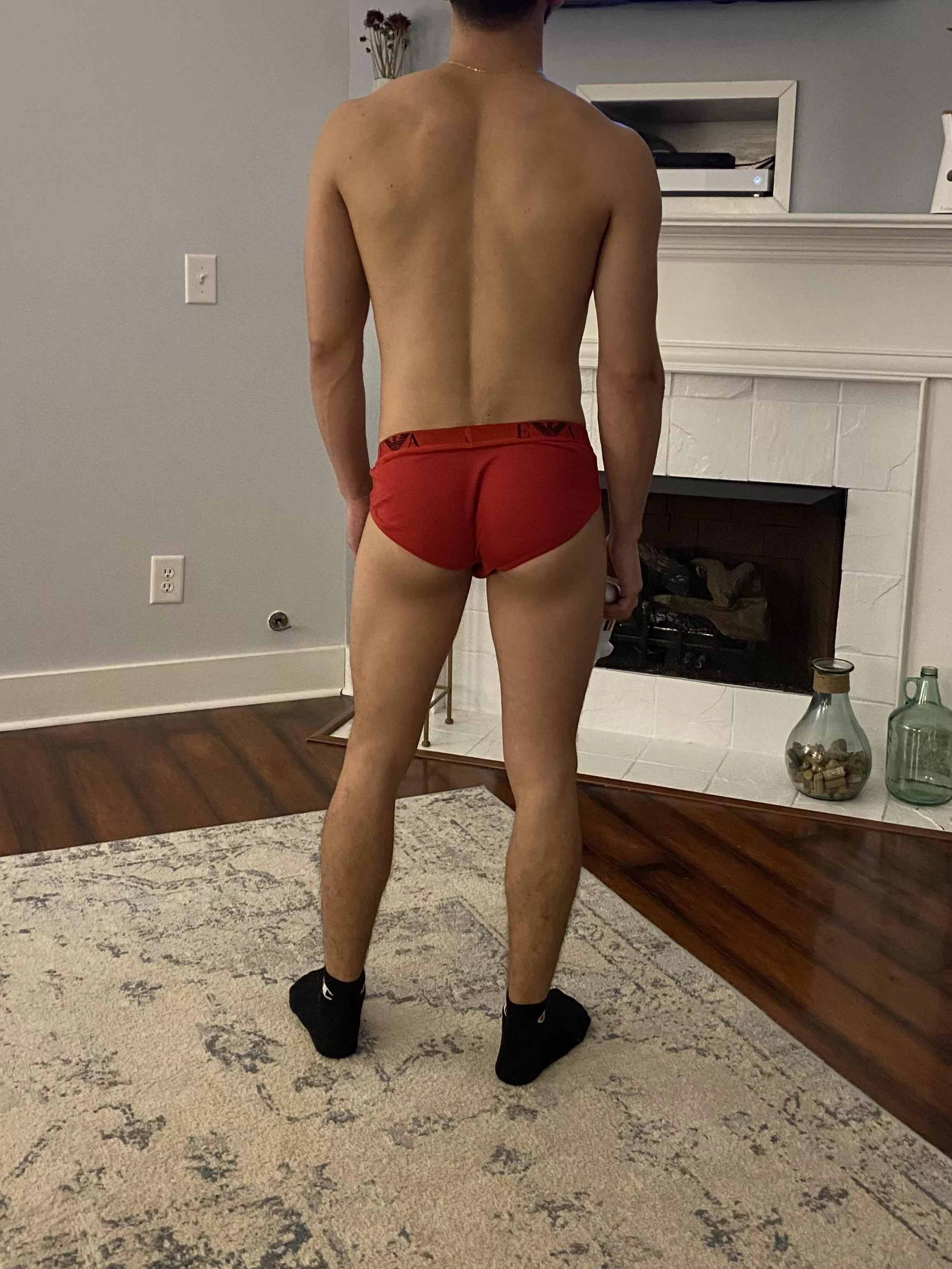 Who likes this view of my boyfriend? 👅
