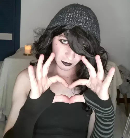 Wishing you all lovely Friday 🖤