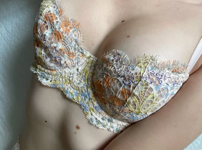 Would you like a [F]eel?