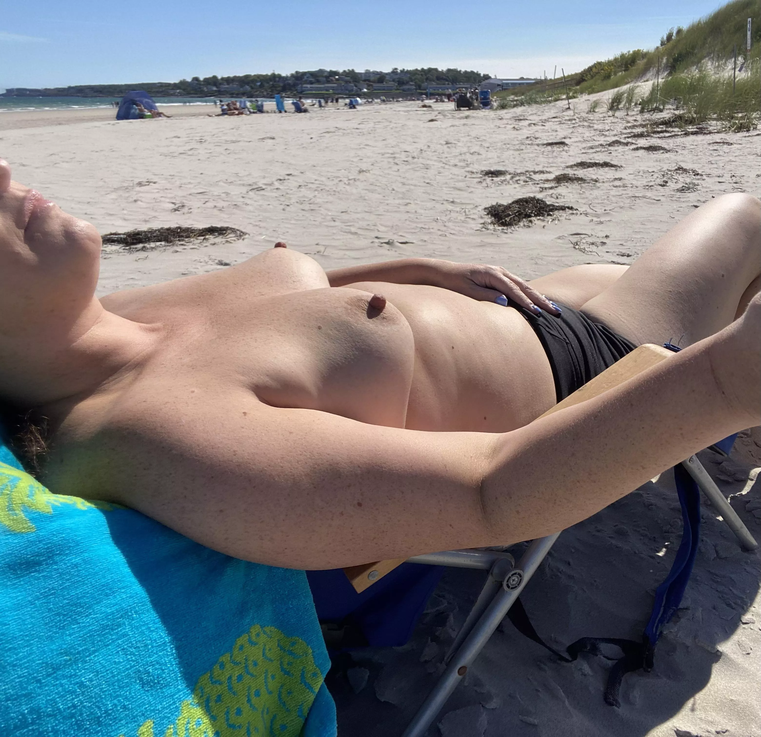 being topless on a beach in Maine makes me think of when i was here with my valentine 😢