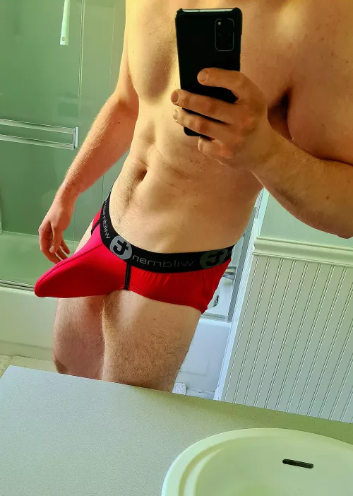 Do you think red is a good color on me?