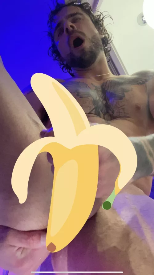 Does anyone here like bananas?