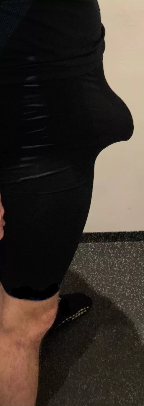 everyone saw my outline at sport