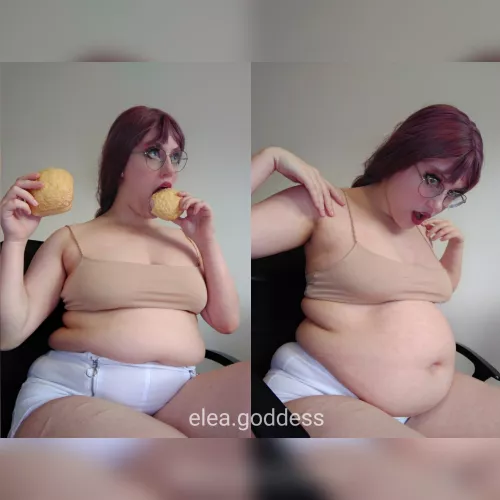 Let me give my belly a bit of space. There, stuff me again