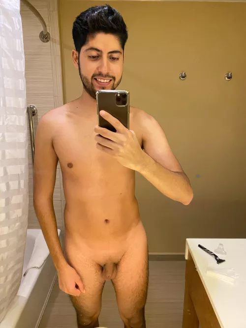 M26 179cm 70kg Trying to accept and love my body