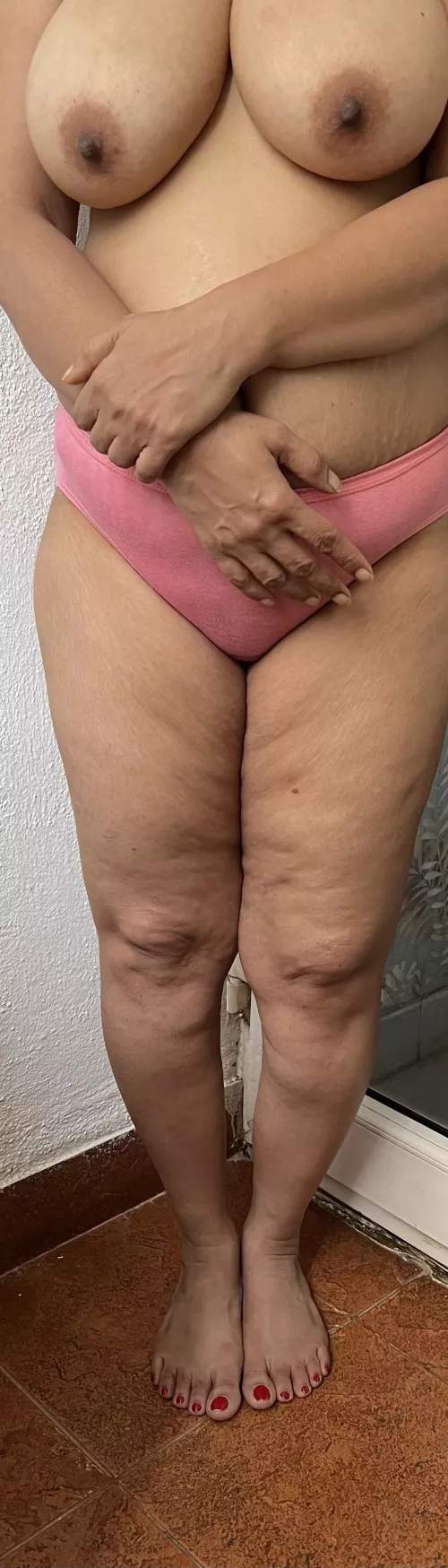 Never imagined I with my 47 year old worn out body will have 10,000 followers here! Thank you 🙏 each one who makes me feel special and sexy every day and spice up my sex life! (f) OC