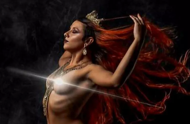 Obscura, the demoness behind Kali goddess photo