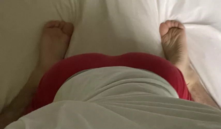 Rate these stinky, dirty feet from this angle? 😈