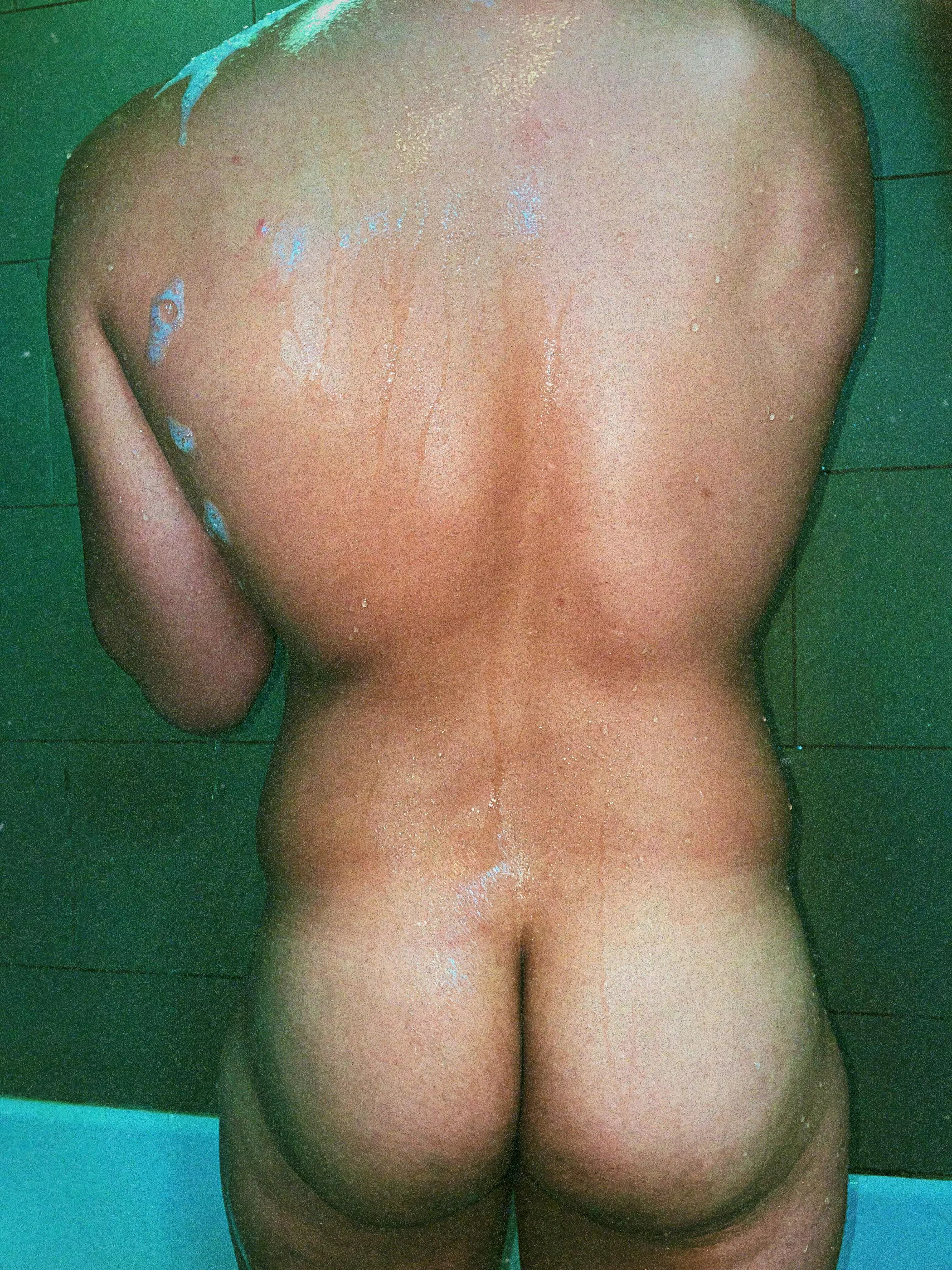Shower Shoot
