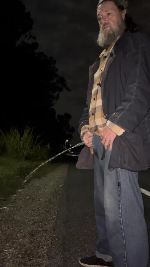 Thinking about my bank balance along the highway - your follow is appreciated and you’ll get more updates from all the subs I post on. Australian