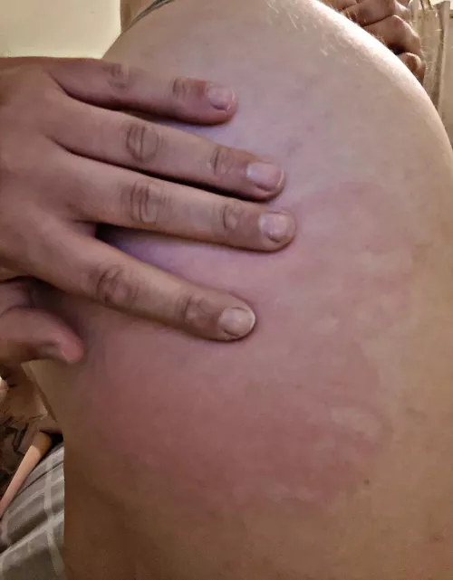 Wanna find out how much I can take? Sub to my OF (Link in comments) 😉