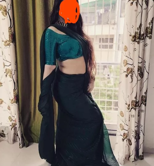 My Indian stepmom, age 28, She's hot af and I'm a cuck slave, alpha bulls please dm for my mom and Bully me