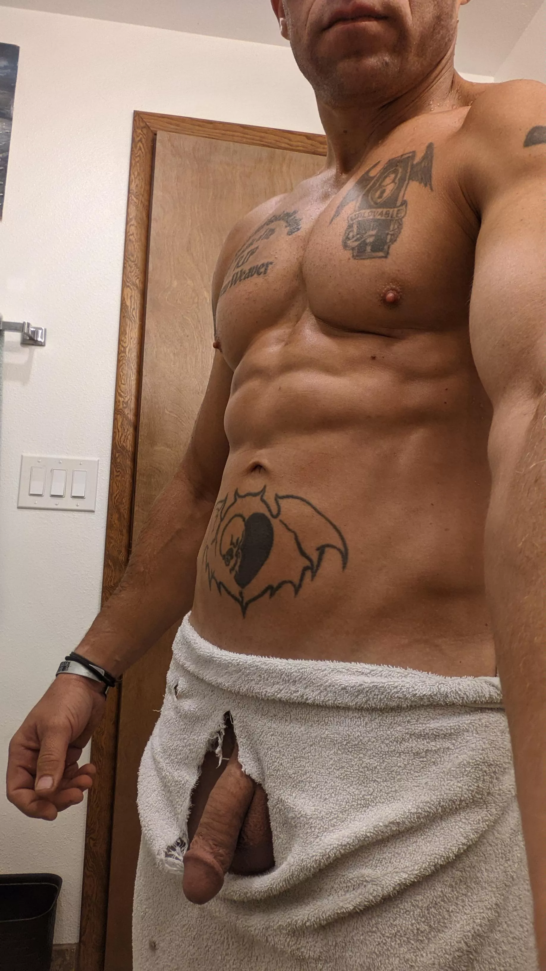 my towel broke 🫤