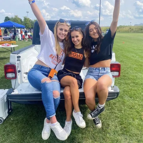 Tailgate girls