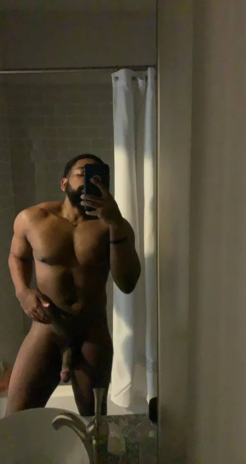 26, 5’7, 195. Grinding for a better body every day!