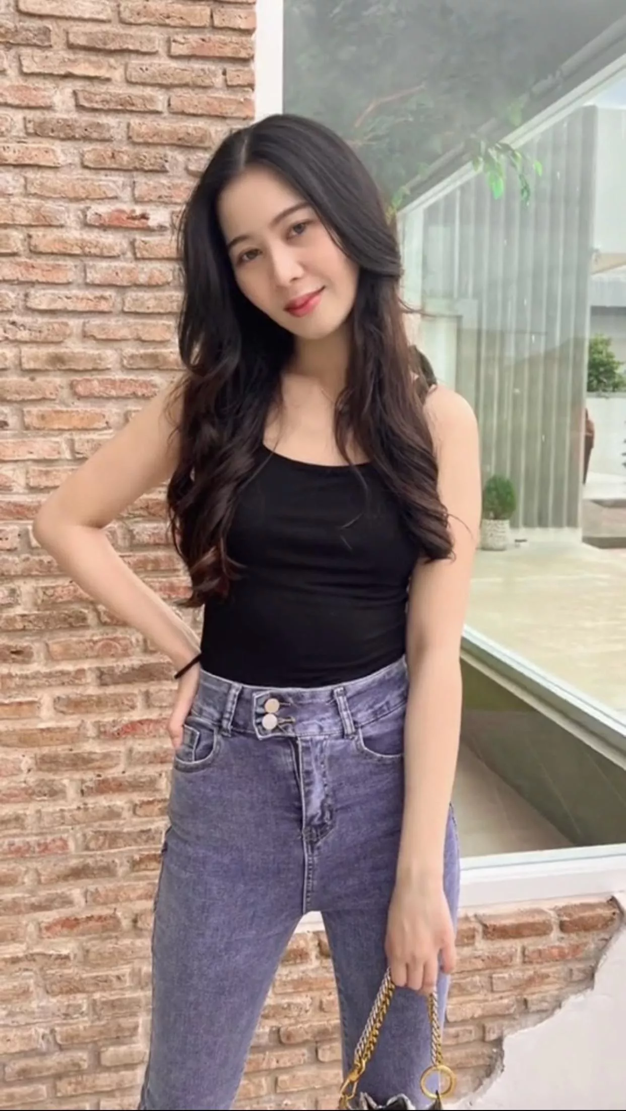 Cute and tight
