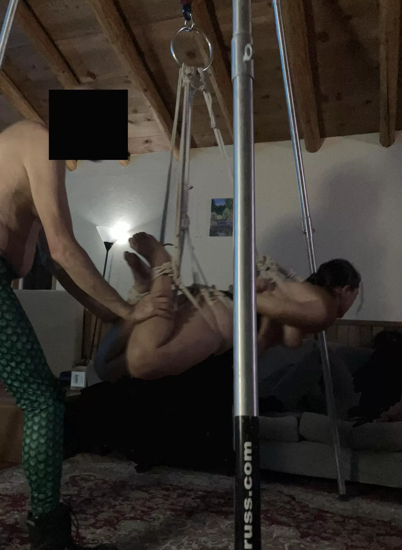[F] hangin in there