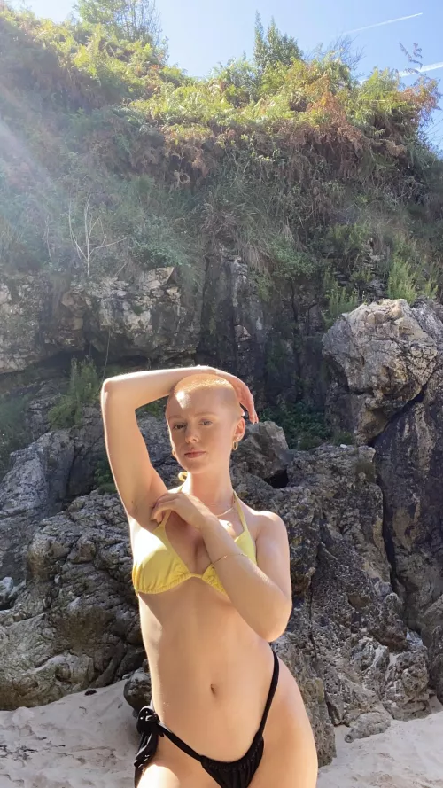 Heeey. So my hair is very short but I hope you like it