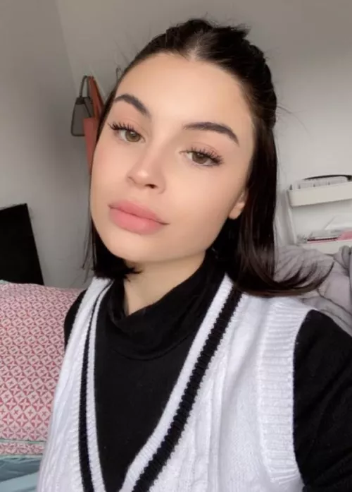 my lips were made for sucking dicks😉