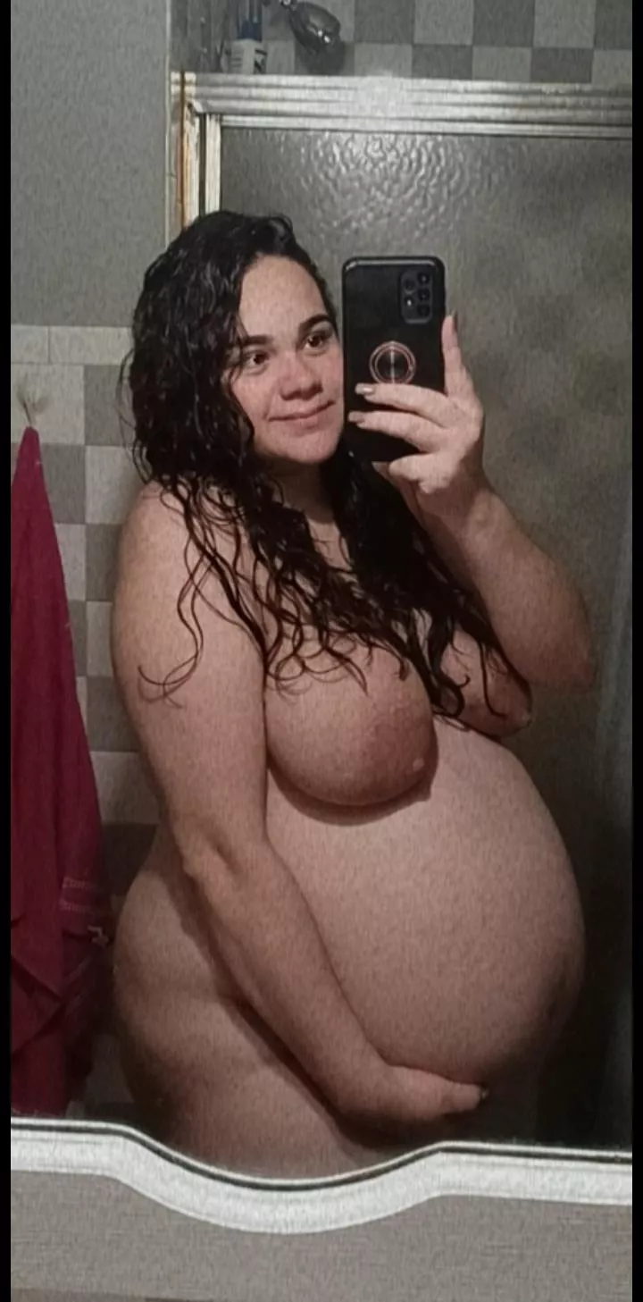 37 weeks pregnant 🥰