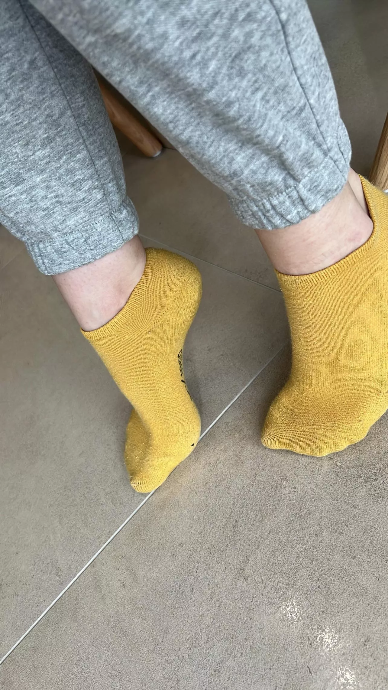 All day at home in my sunshiny socks 😍 Would you peel them off?