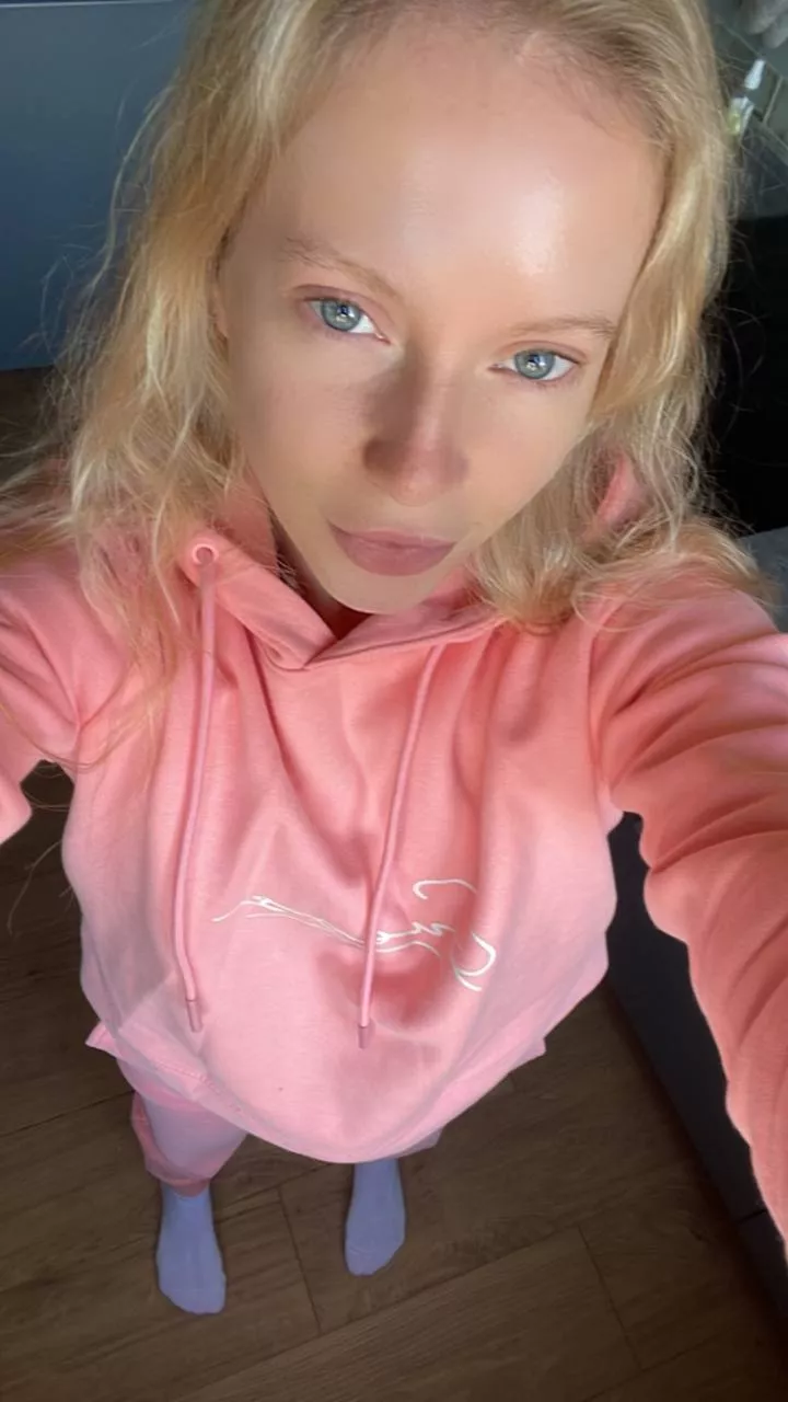 hello 🤗