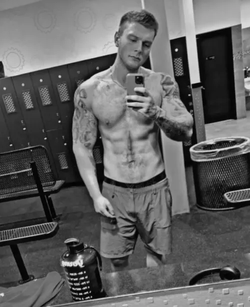 How’s everyone’s Monday going?