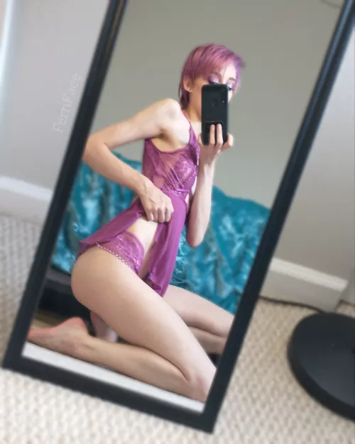 I want to get more lingerie that matches my hair