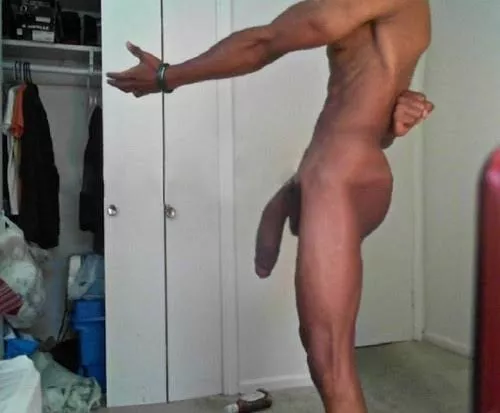 Just hanging there ! Waiting for the perfecf milf