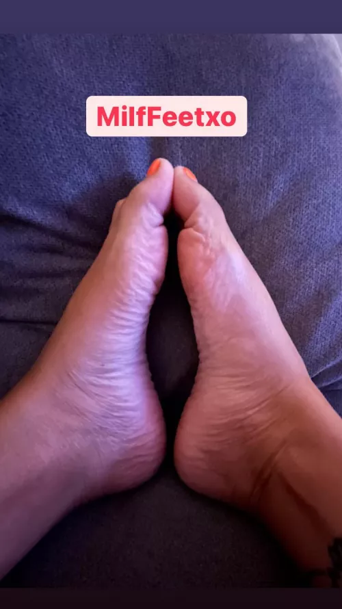 Perfect hole for your face 😈🥰